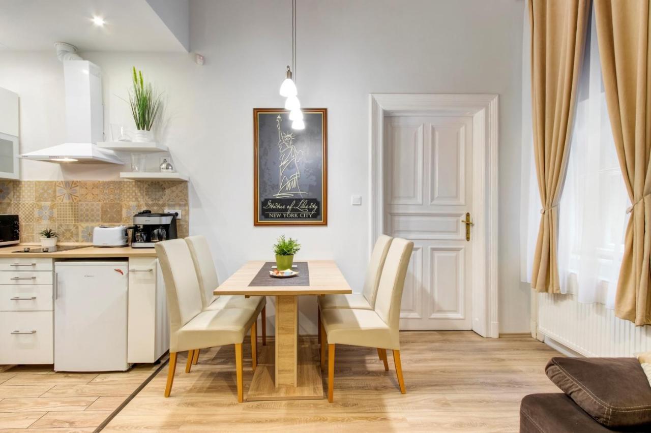 Appartement Standard By Hi5 - Weiner Leo
